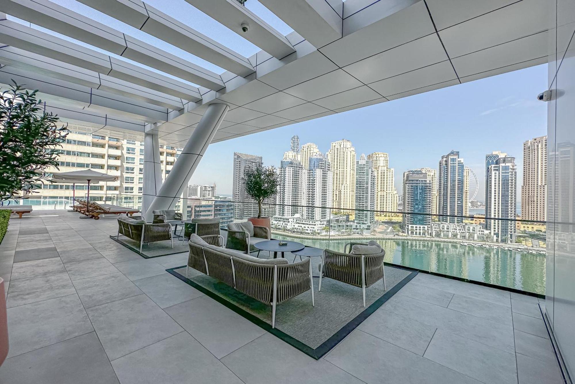 Modern 2Br High Floor Haven In Vida Dubai Marina Exterior foto