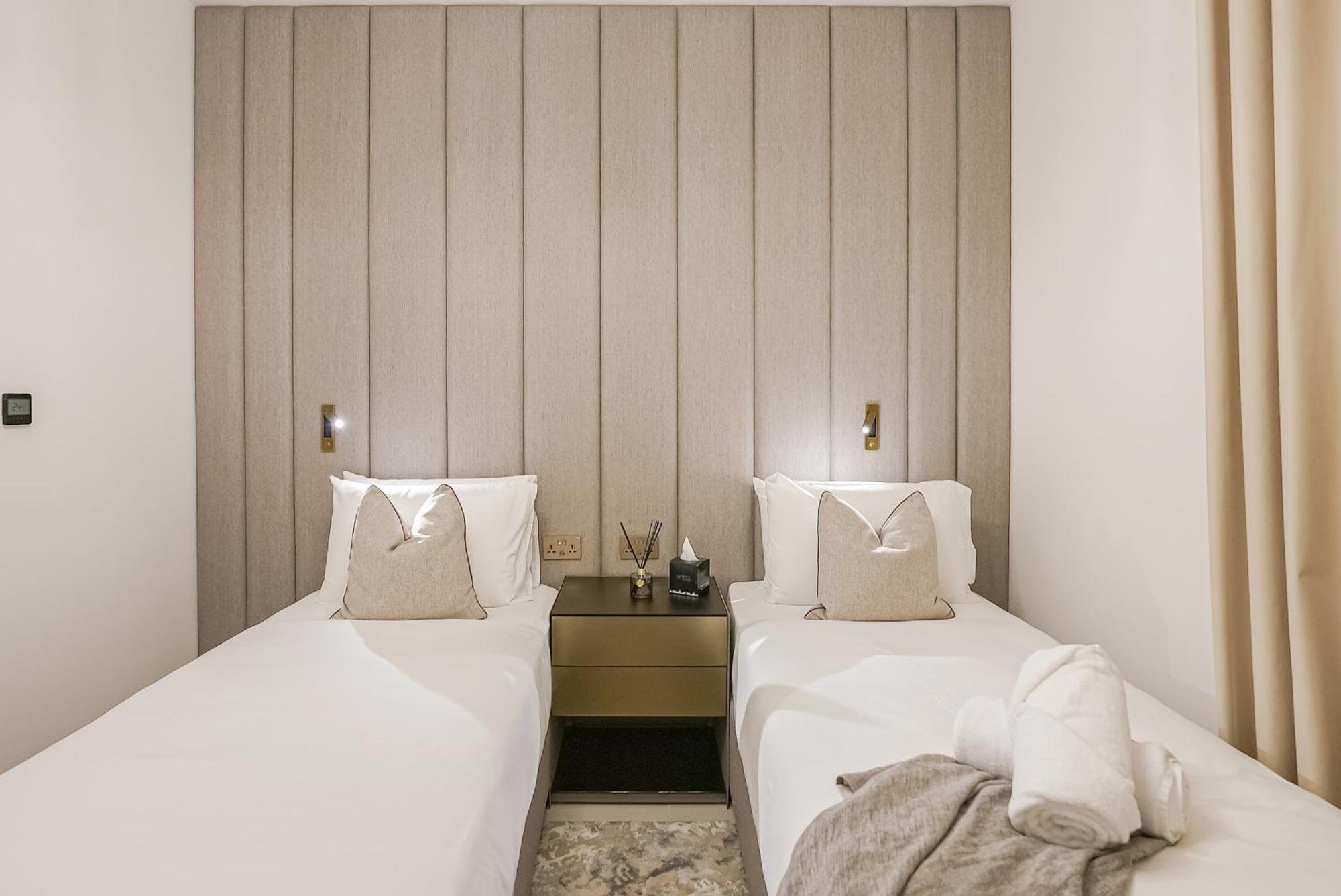 Modern 2Br High Floor Haven In Vida Dubai Marina Exterior foto
