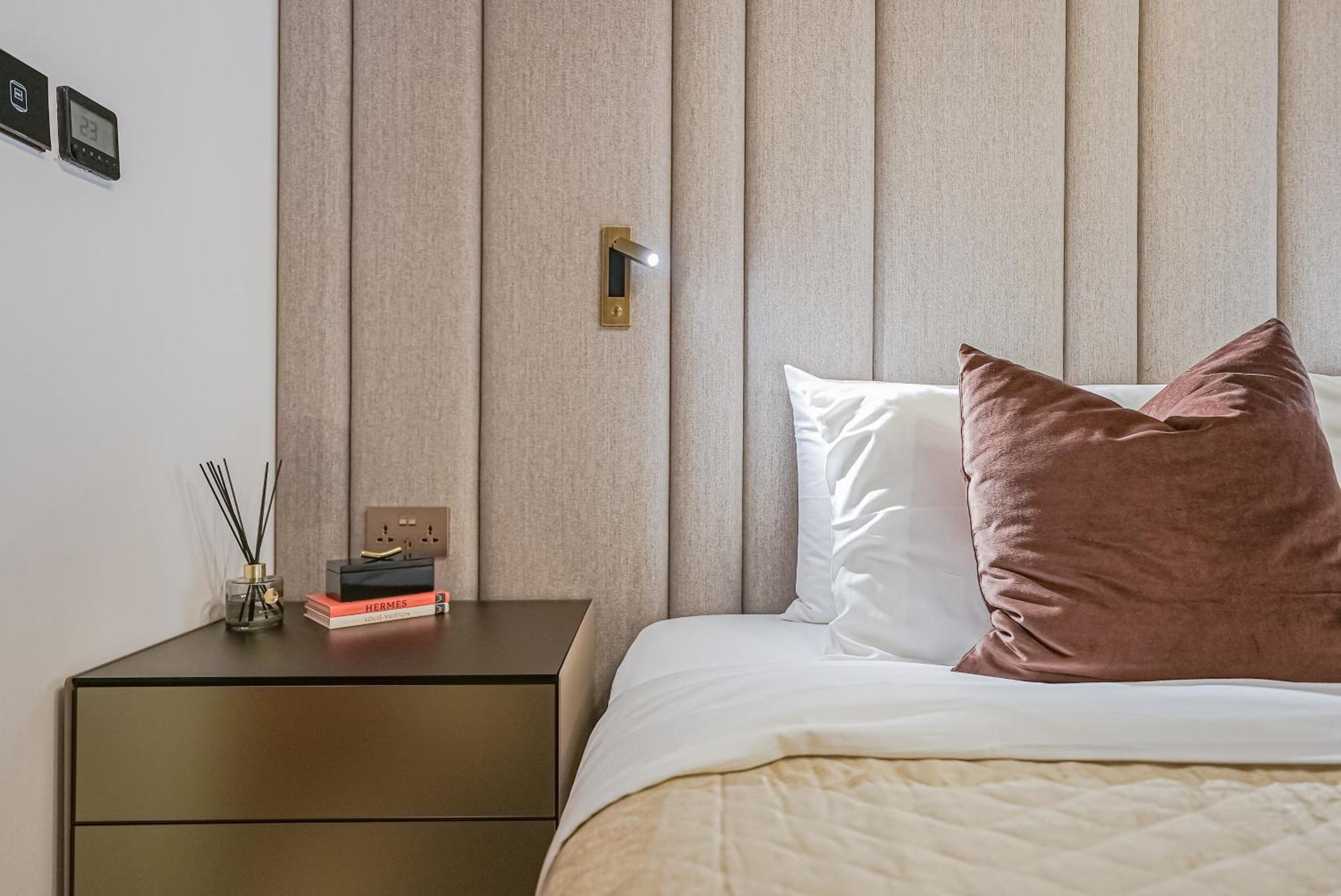 Modern 2Br High Floor Haven In Vida Dubai Marina Exterior foto