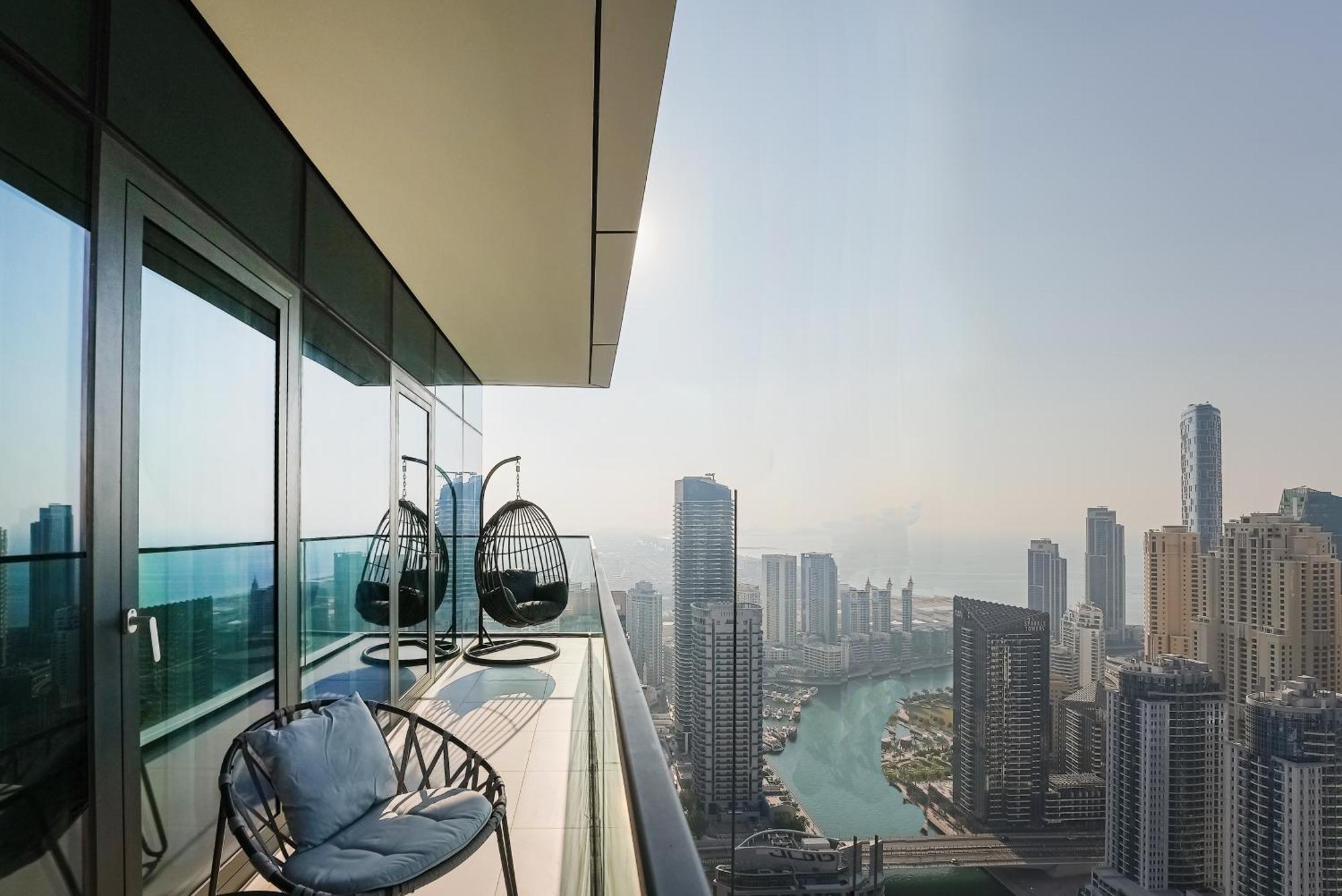 Modern 2Br High Floor Haven In Vida Dubai Marina Exterior foto